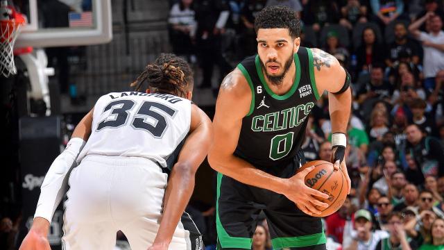 开云APP-塔图姆希望罗威先发出场 绿军是否该考虑变阵