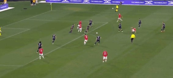 1657900843143083034.gif 【早报】莱万去哪的肥皂剧终于结束了!