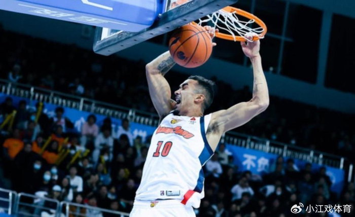 开云体育官网-数据对比，广东队外援贝兹利和特雷韦林-奎因谁更强？|NBA|三分球命中率|投篮|俄克拉荷马雷霆队|菲尼克斯太阳队_新浪体育_新浪新闻